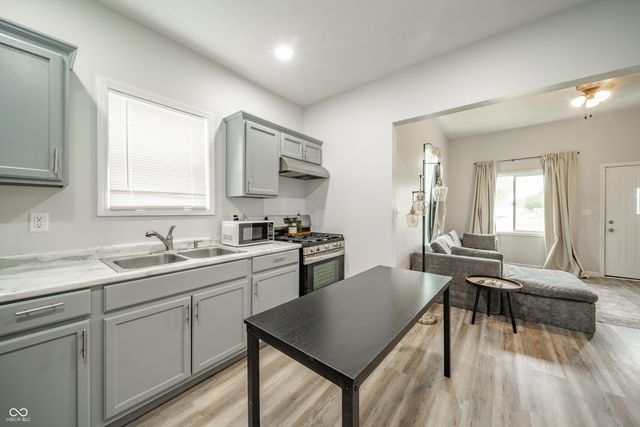 1217 W 6th Street, Anderson, IN 46016