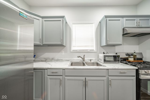 1217 W 6th Street, Anderson, IN 46016