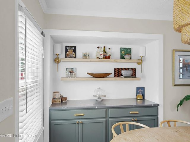 3418 Grandview Ave Ave, Louisville, KY 40207