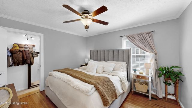 3418 Grandview Ave Ave, Louisville, KY 40207