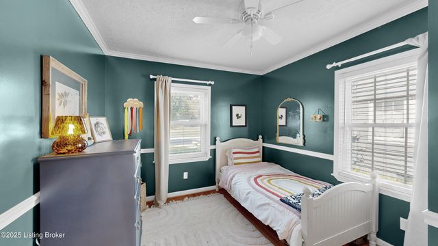 3418 Grandview Ave Ave, Louisville, KY 40207