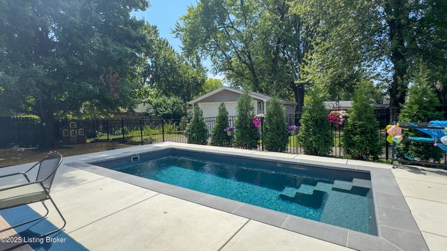 3418 Grandview Ave Ave, Louisville, KY 40207