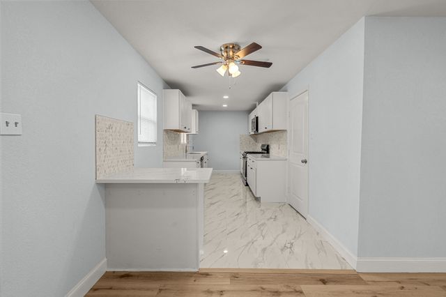 1129 Irwin Drive, Hurst, TX 76053