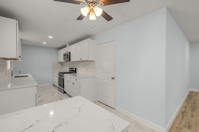 1129 Irwin Drive, Hurst, TX 76053