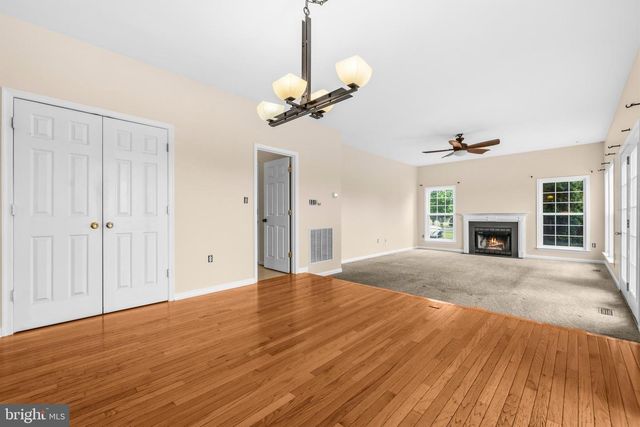 300 SPRUCE HILL WAY, Charles Town, WV 25414