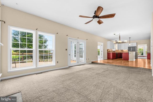 300 SPRUCE HILL WAY, Charles Town, WV 25414