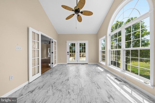 300 SPRUCE HILL WAY, Charles Town, WV 25414