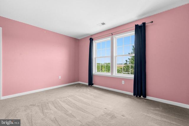 300 SPRUCE HILL WAY, Charles Town, WV 25414