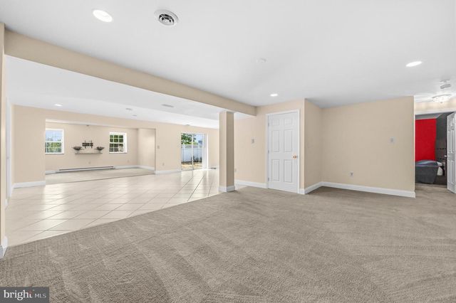 300 SPRUCE HILL WAY, Charles Town, WV 25414