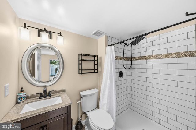 300 SPRUCE HILL WAY, Charles Town, WV 25414