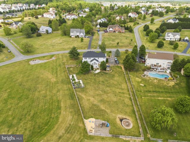 300 SPRUCE HILL WAY, Charles Town, WV 25414