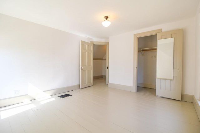 109 S HIGH Street, Cambridge, WI 53523