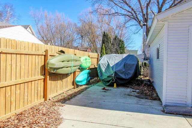 109 S HIGH Street, Cambridge, WI 53523