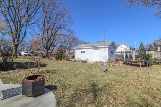 109 S HIGH Street, Cambridge, WI 53523