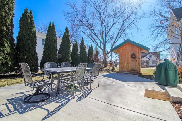 109 S HIGH Street, Cambridge, WI 53523