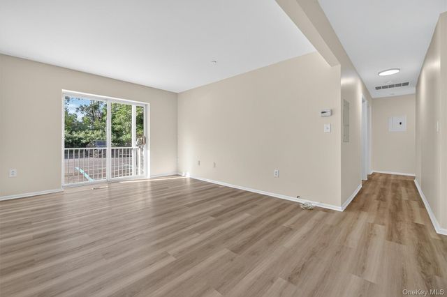 10-12 Chestnut Street A202, Suffern, NY 10901