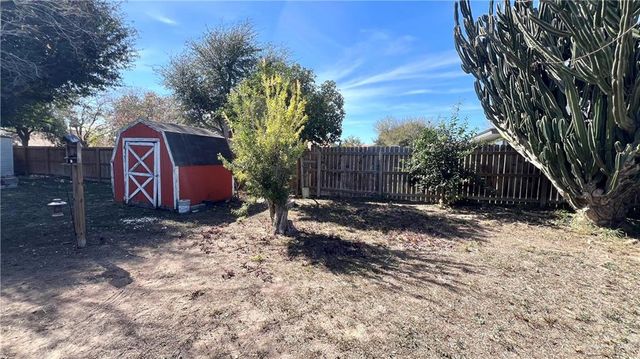 1711 E Gastel Circle, Mission, TX 78572