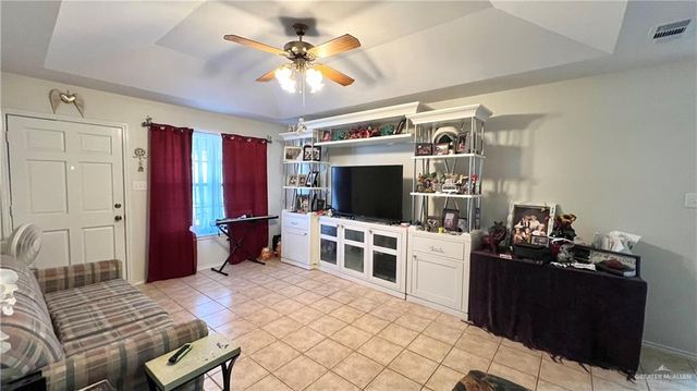 1711 E Gastel Circle, Mission, TX 78572