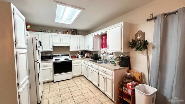 1711 E Gastel Circle, Mission, TX 78572