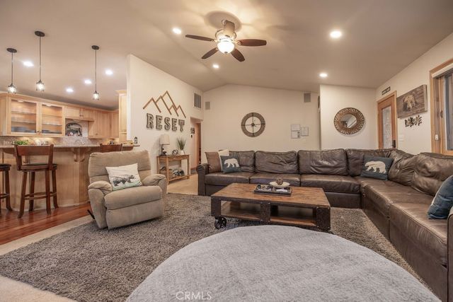 842 Silver Tip, Big Bear Lake, CA 92315