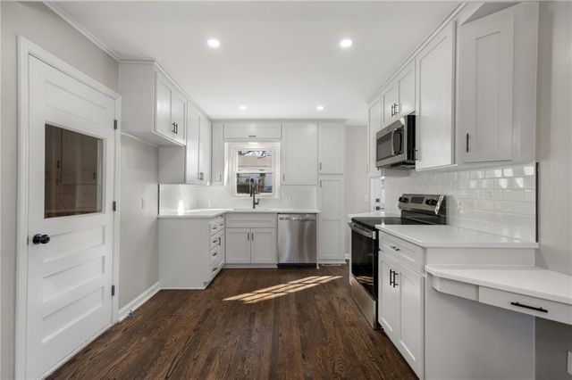 5535 Rosewood Street, Roeland Park, KS 66202