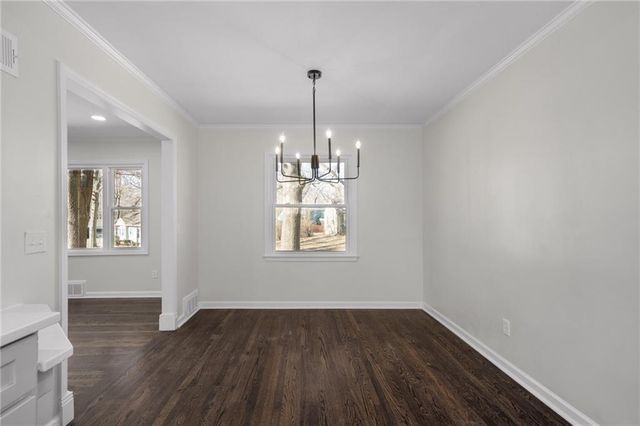 5535 Rosewood Street, Roeland Park, KS 66202