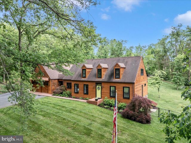 15810 SPADE RD, Hagerstown, MD 21740