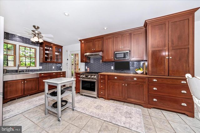 15810 SPADE RD, Hagerstown, MD 21740