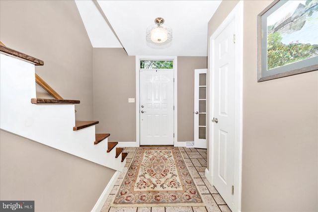 15810 SPADE RD, Hagerstown, MD 21740
