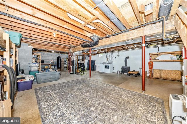 15810 SPADE RD, Hagerstown, MD 21740