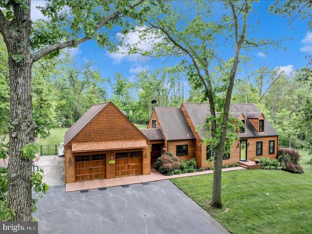 15810 SPADE RD, Hagerstown, MD 21740