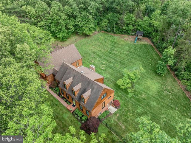 15810 SPADE RD, Hagerstown, MD 21740
