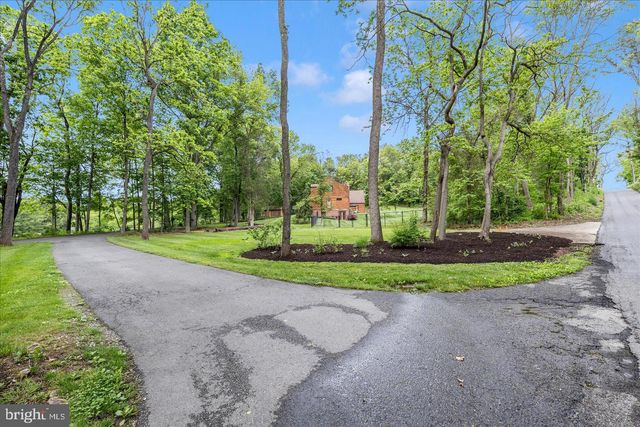 15810 SPADE RD, Hagerstown, MD 21740