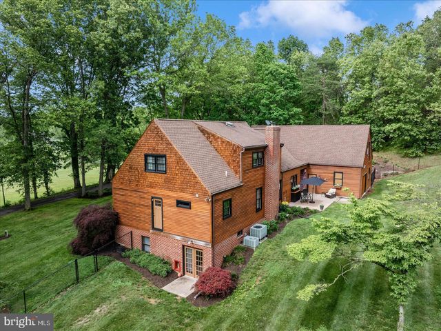 15810 SPADE RD, Hagerstown, MD 21740