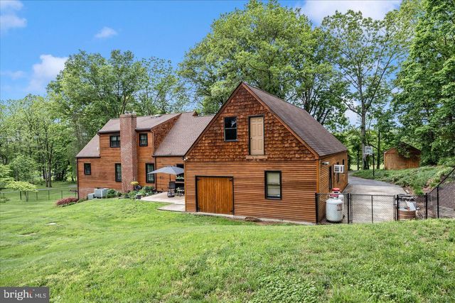 15810 SPADE RD, Hagerstown, MD 21740