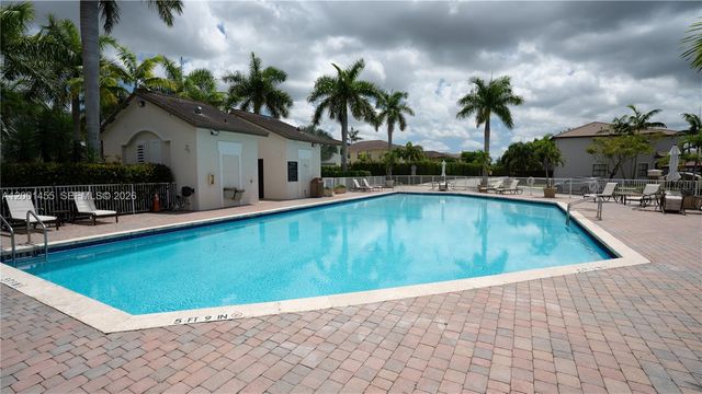 11605 NW 89th St 108, Doral, FL 33178