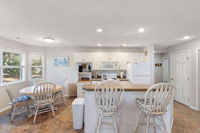 3030 Marsh Winds Circle Unit 102, Southport, NC 28461