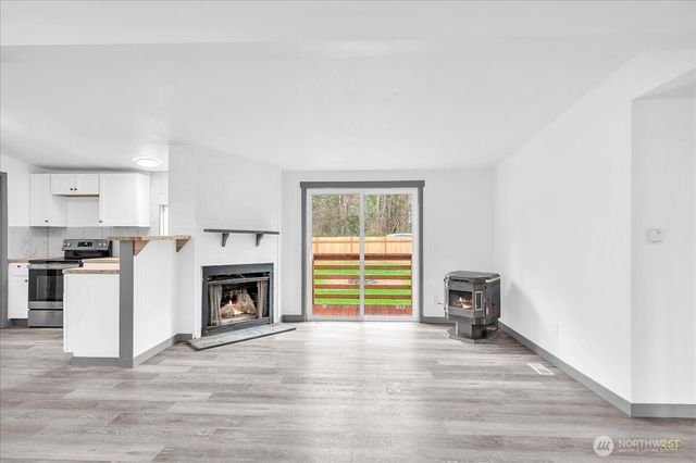 105 Enchanted Valley Drive, Vader, WA 98593