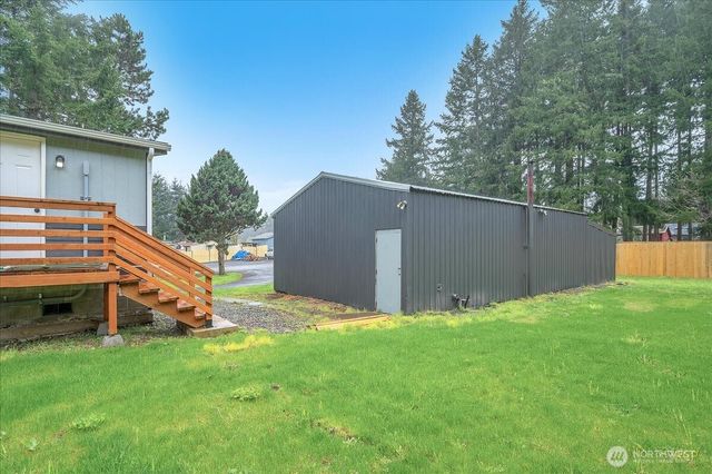105 Enchanted Valley Drive, Vader, WA 98593