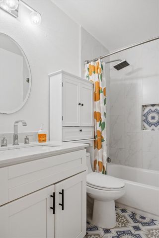 8605 Putnam DR 202, Austin, TX 78757