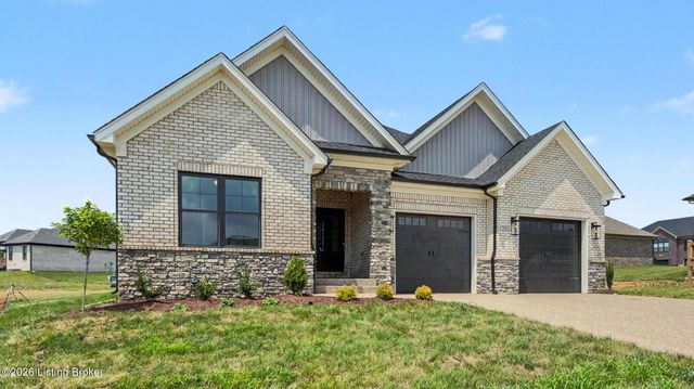 7902 Trading Post Ct, Louisville, KY 40291