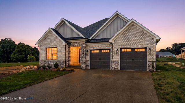 7902 Trading Post Ct, Louisville, KY 40291