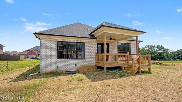 7902 Trading Post Ct, Louisville, KY 40291