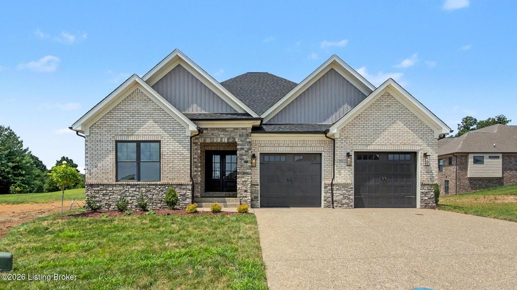 7902 Trading Post Ct, Louisville, KY 40291