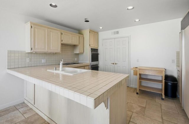 45915 Algonquin Circle, Indian Wells, CA 92210