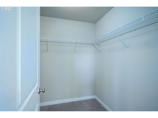 2773 S Ivy St 827, Cornelius, OR 97113