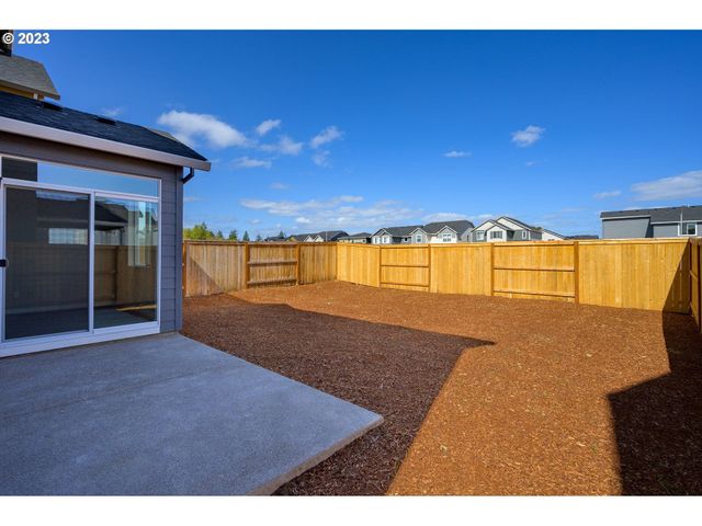 2773 S Ivy St 827, Cornelius, OR 97113