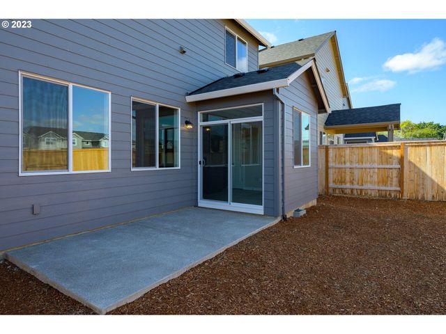 2773 S Ivy St 827, Cornelius, OR 97113