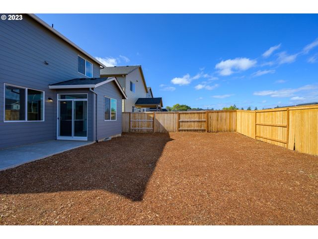2773 S Ivy St 827, Cornelius, OR 97113
