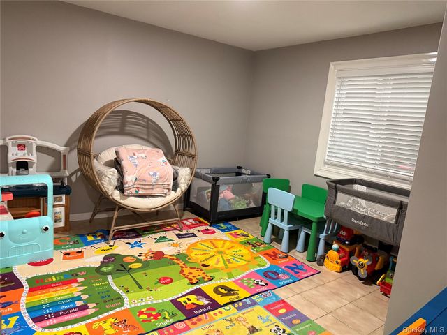 331 American Boulevard, Brentwood, NY 11717